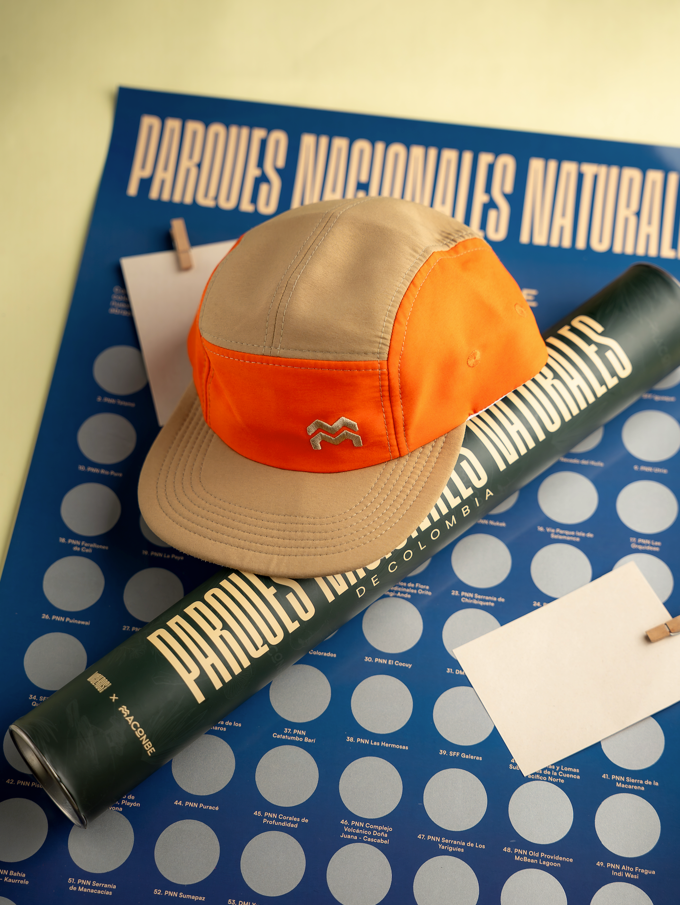 Poster raspable parques nacionales naturales de colombia Viajeros DyD x Maconbe